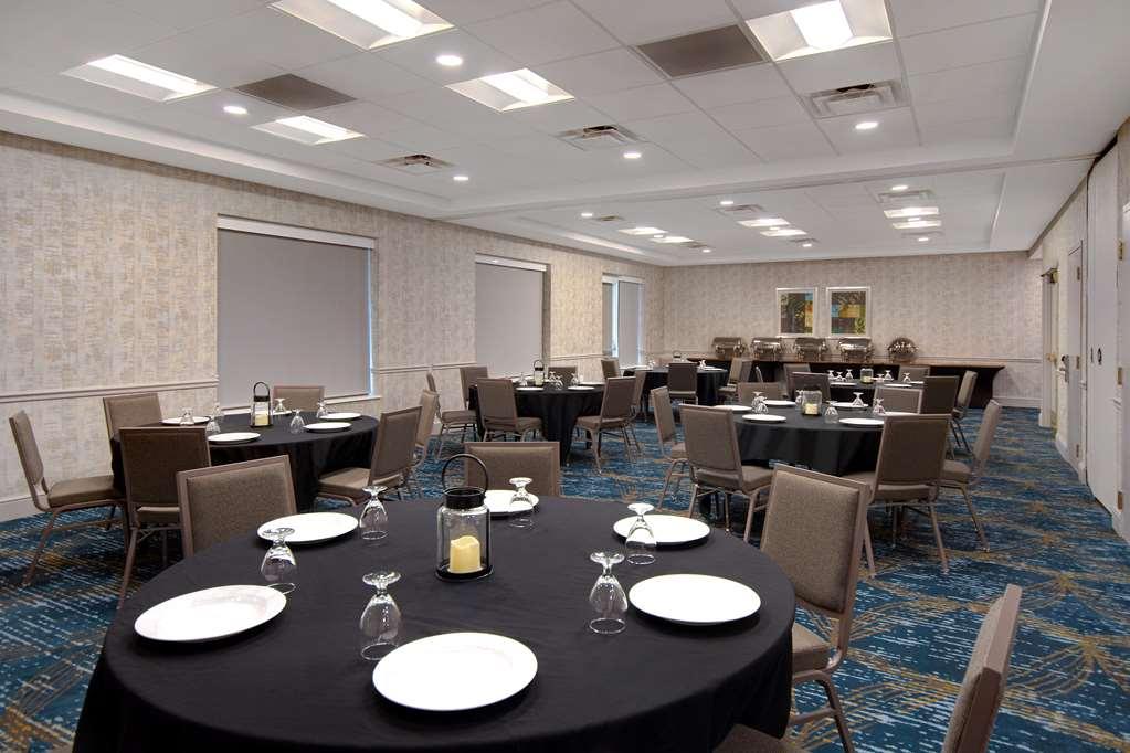 Hilton Garden Inn Detroit Metro Airport Romulus Facilities photo